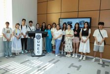UNEC-də çinli tələbələr üçün Yay məktəbi təşkil olunub (FOTO)