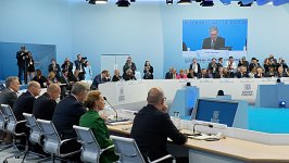 Prezident İlham Əliyev “Avropa siyasi birliyi” 4-cü Zirvə toplantısının açılış plenar sessiyasında iştirak edib (YENİLƏNİB) (FOTO/VİDEO)