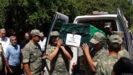 Birinci Qarabağ müharibəsi şəhidi dəfn edildi (YENİLƏNİB) (FOTO)