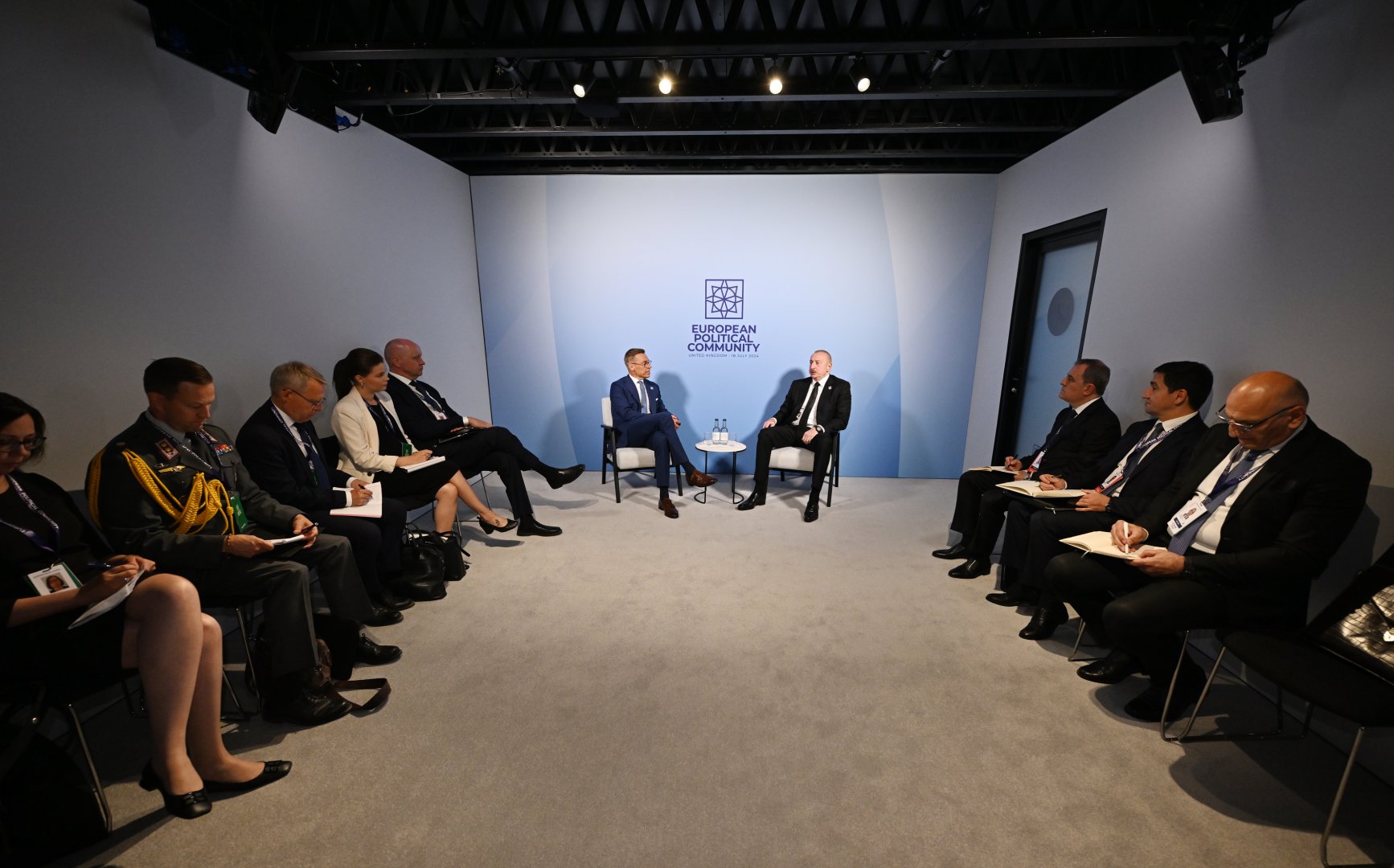 Prezident İlham Əliyev Oksfordda Finlandiya Prezidenti Aleksandr Stubb ilə görüşüb (FOTO/VİDEO) (YENİLƏNİB)