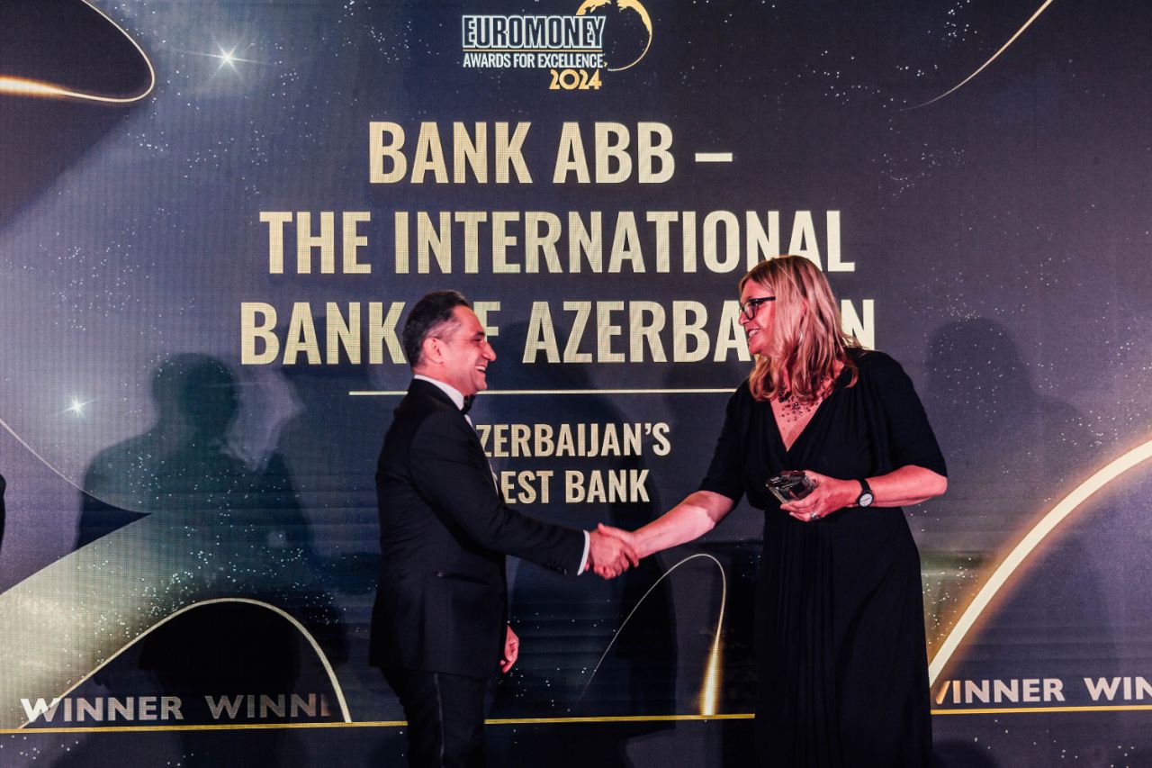 “Euromoney” ABB-ni “İlin ən yaxşı bankı” seçdi (FOTO)