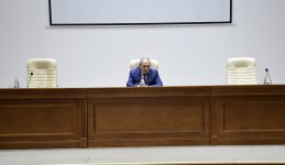 YAP Mərkəzi Aparatında müşavirə keçirilib (FOTO)