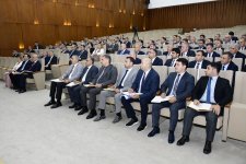 YAP Mərkəzi Aparatında müşavirə keçirilib (FOTO)