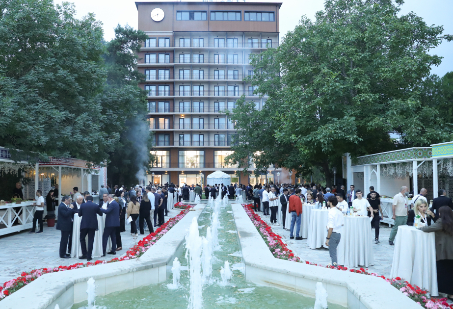İkinci Şuşa Qlobal Media Forumunun iştirakçılarının şərəfinə ziyafət verilib