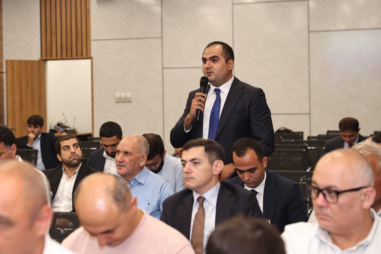 Reklam sektorunun inkişafına dair ictimai müzakirə təşkil olunub (FOTO)