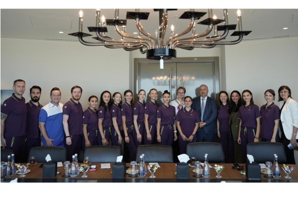 Azərbaycan Gimnastika Federasiyasının vitse-prezidenti Altay Həsənov Paris Olimpiadasında ölkəmizi təmsil edəcək gimnastlar və nümayəndə heyəti ilə görüşüb (FOTO)