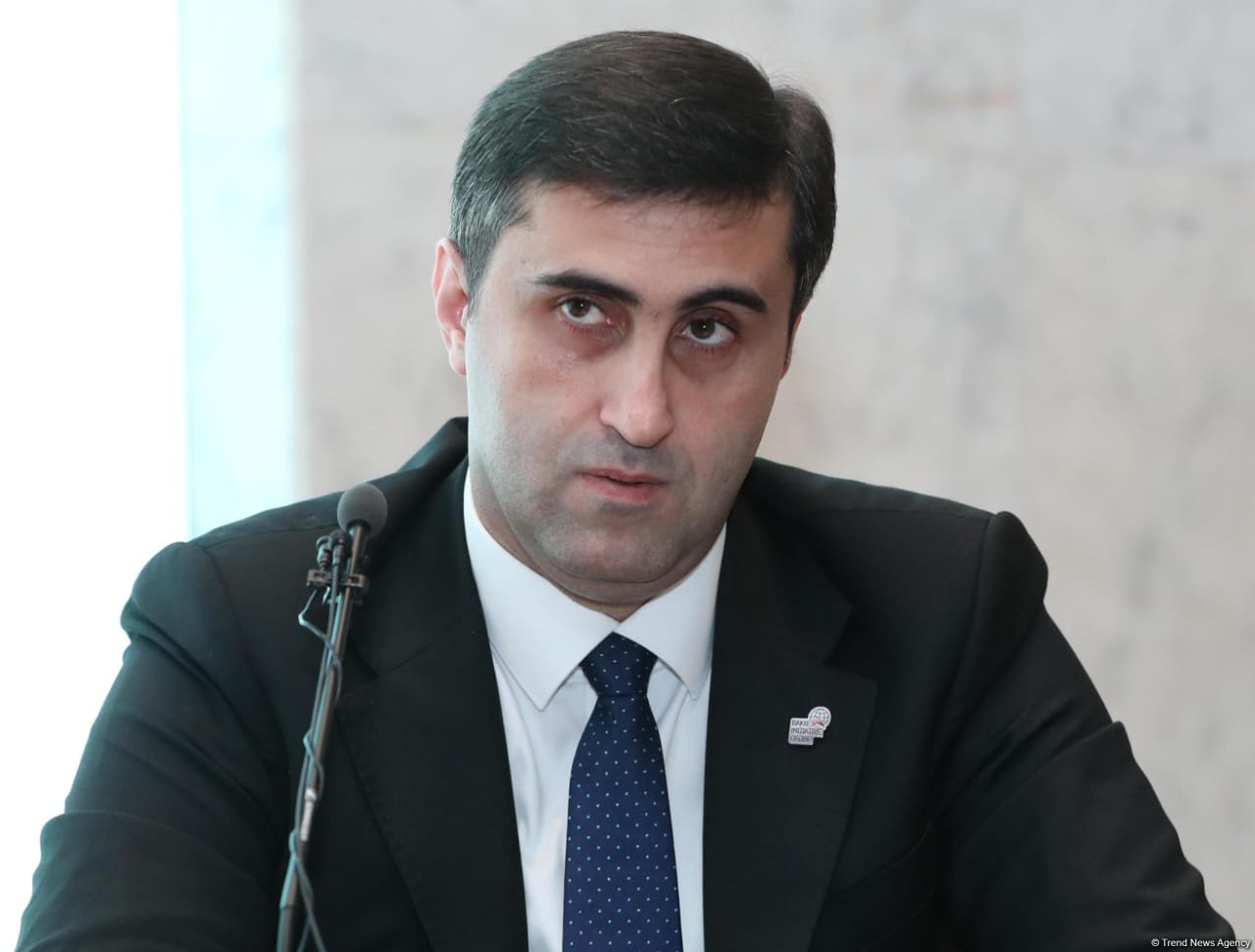 Bakı Təşəbbüs Qrupu Niderlandın koloniyalarına dəstək verməyə başlayıb - Abbas Abbasov