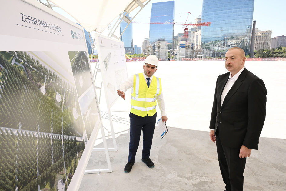 Prezident İlham Əliyev Bakıda Zəfər parkında aparılan tikinti işləri ilə tanış olub (FOTO/VİDEO)
