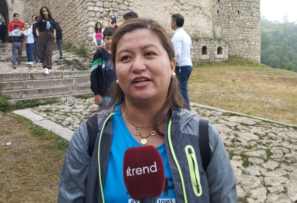 Azərbaycan barədə daha çox öyrənmək istəyirik - Filippinli səyyah