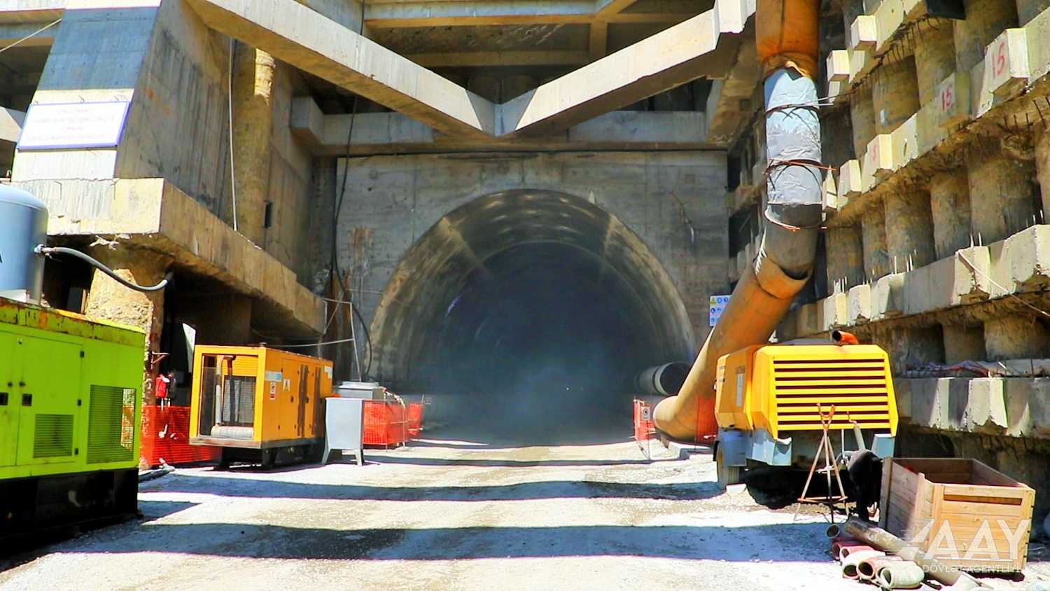 Muğanlı-İsmayıllı-Qəbələ avtomobil yolu yenidən qurulur (FOTO)