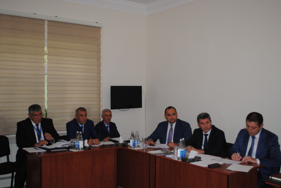 Azərbaycan Dövlət Su Ehtiyatları Agentliyinin sədri Şirvanda vətəndaşlarla görüşüb (FOTO)