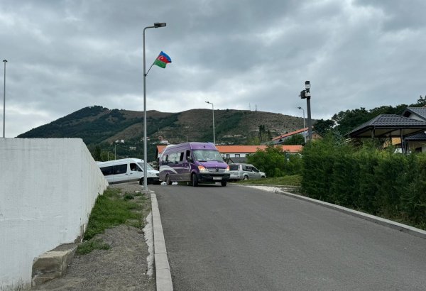 Növbəti köç karvanı Laçın şəhərinə çatıb: 18 ailəyə evlərin açarları təqdim olunub (FOTO) (YENİLƏNİB)