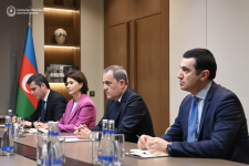 Ceyhun Bayramov ATƏT rəsmisi ilə görüşüb (FOTO)