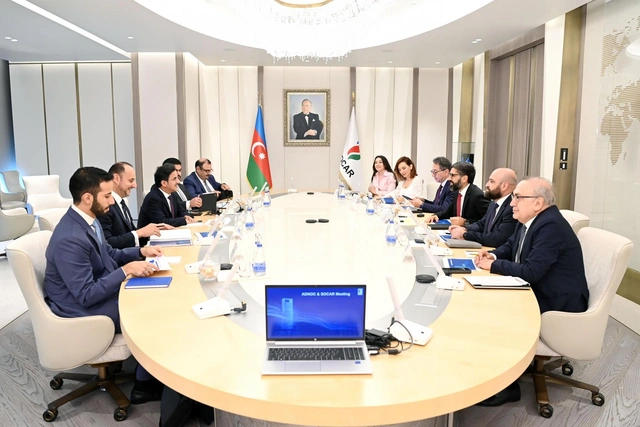SOCAR prezidenti ADNOC şirkətinin icraçı direktoru ilə görüşüb