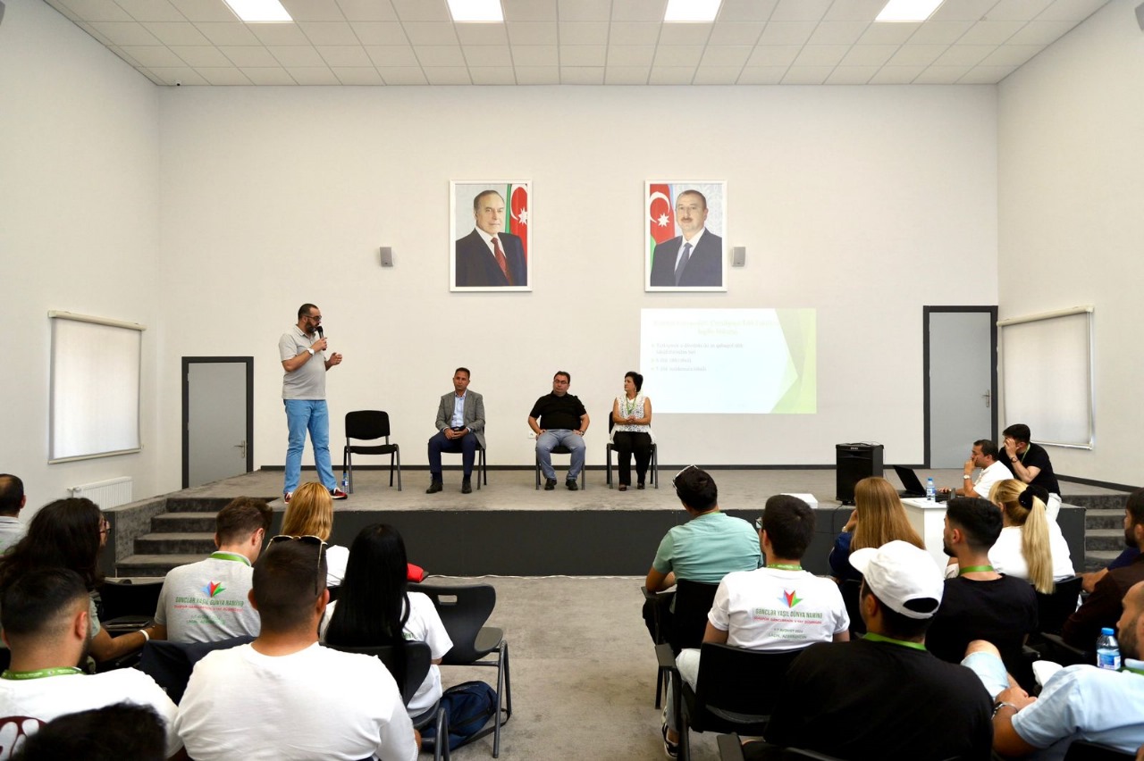 Diaspor Gənclərinin V Yay Düşərgəsində “Laçınlılar Laçında” mövzusunda panel təşkil olunub (FOTO)