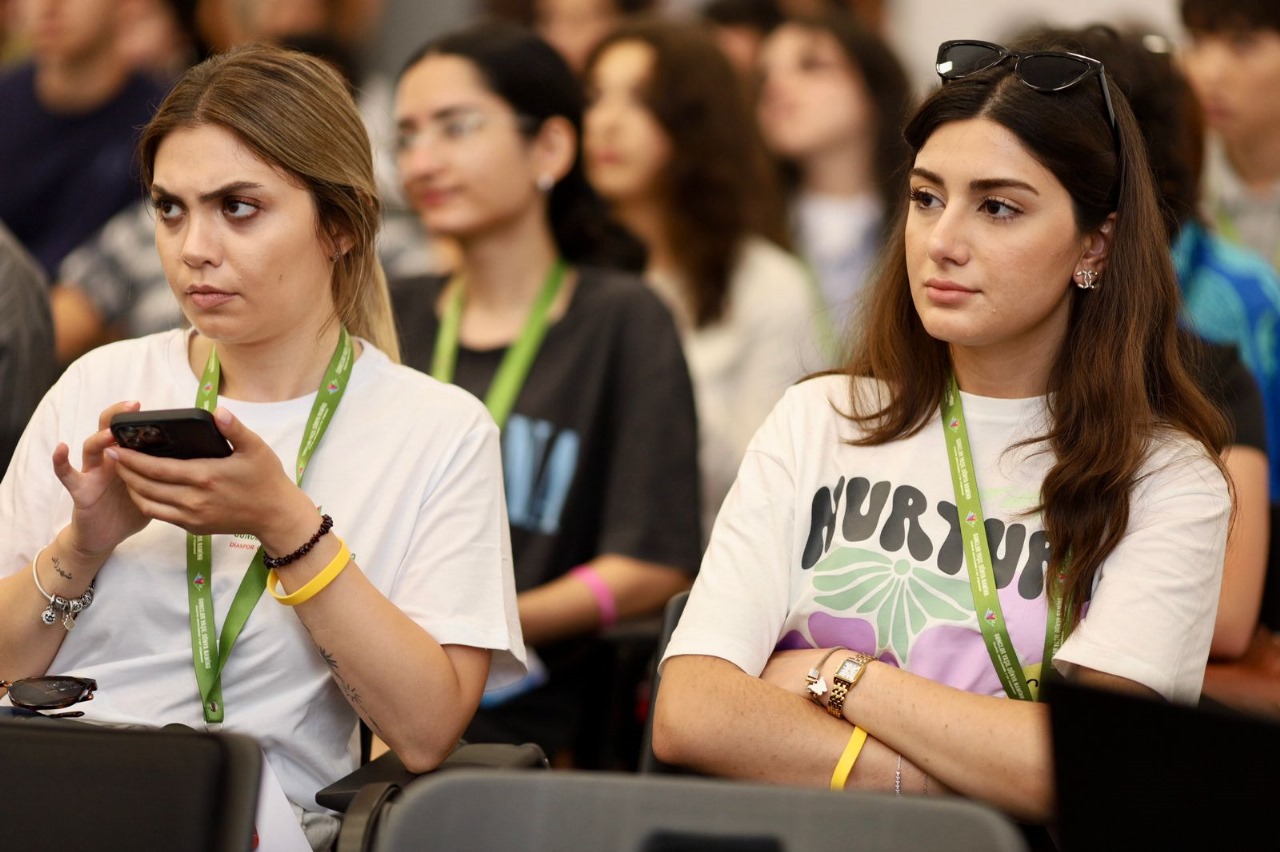 Diaspor Gənclərinin V Yay Düşərgəsində “Laçınlılar Laçında” mövzusunda panel təşkil olunub (FOTO)