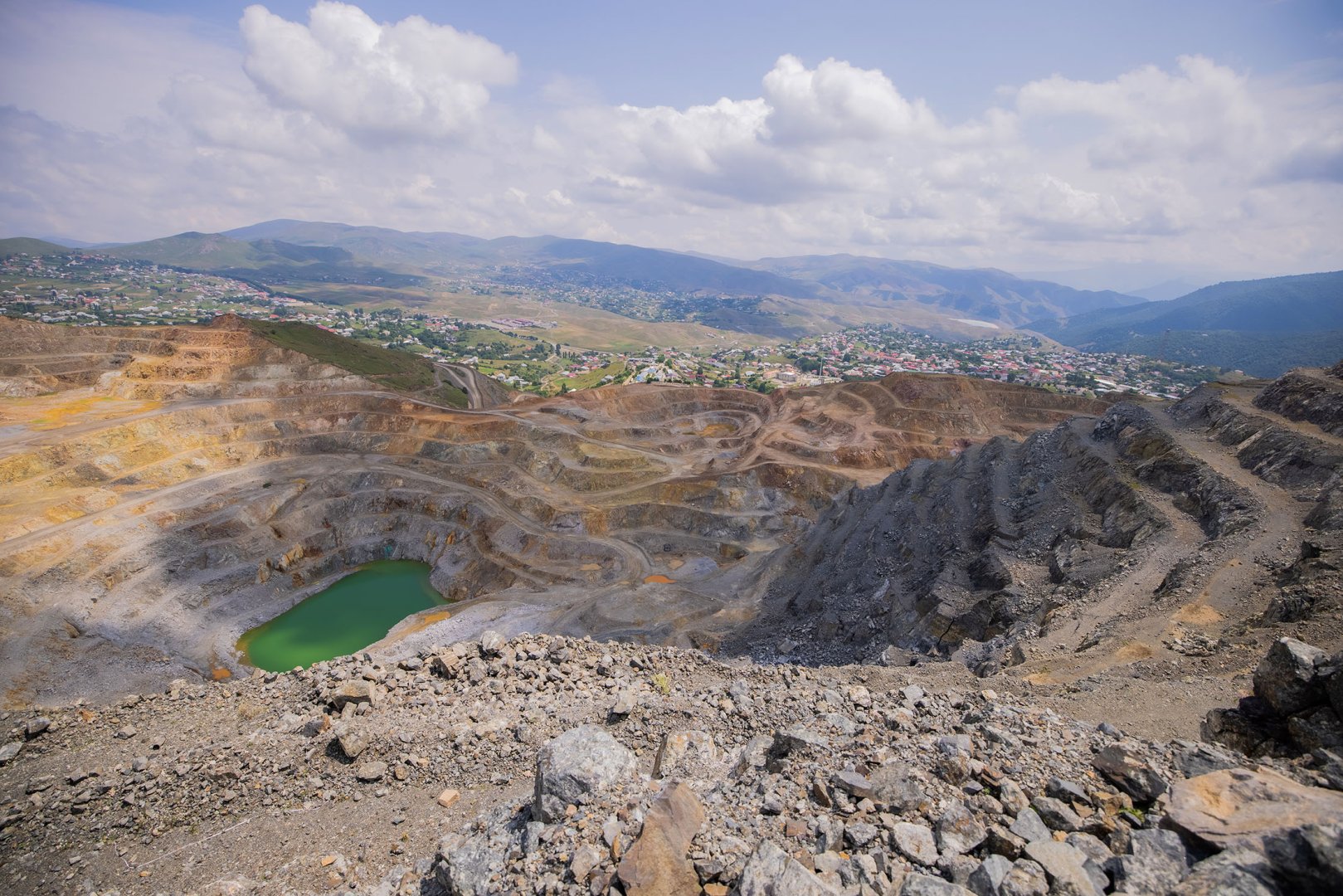 “AzerGold” QSC-nin İşçi qrupu hasilatın pay bölgüsü haqqında Saziş çərçivəsində Gədəbəydəki mədənlərə baxış keçirib (FOTO)
