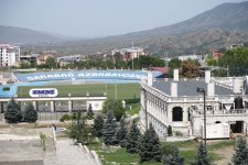Diaspor Gənclərinin V Yay Düşərgəsi iştirakçıları Xankəndində Qarabağ Universitetində olublar (FOTO)