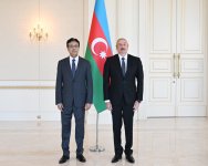 Prezident İlham Əliyev Pakistanın Azərbaycanda yeni təyin olunmuş səfirinin etimadnaməsini qəbul edib (FOTO) (YENİLƏNİB)