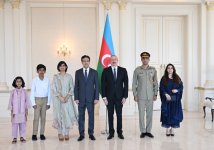 Prezident İlham Əliyev Pakistanın Azərbaycanda yeni təyin olunmuş səfirinin etimadnaməsini qəbul edib (FOTO) (YENİLƏNİB)