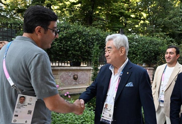 Parisdə "Azərbaycan Olimpiya Evi"ndə beynəlxalq taekvondo ailəsi ilə görüş olub (FOTO)