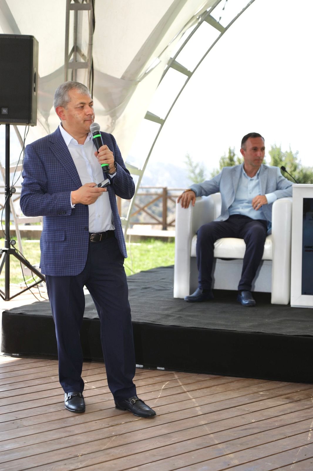 V Yay Düşərgəsində azad edilmiş ərazilərdə aparılan bərpa-quruculuq işlərindən danışılıb (FOTO)