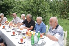 Xaçmazın icra başçısı şaftalı bağlarında məhsuldarlıqla maraqlanıb (FOTO)