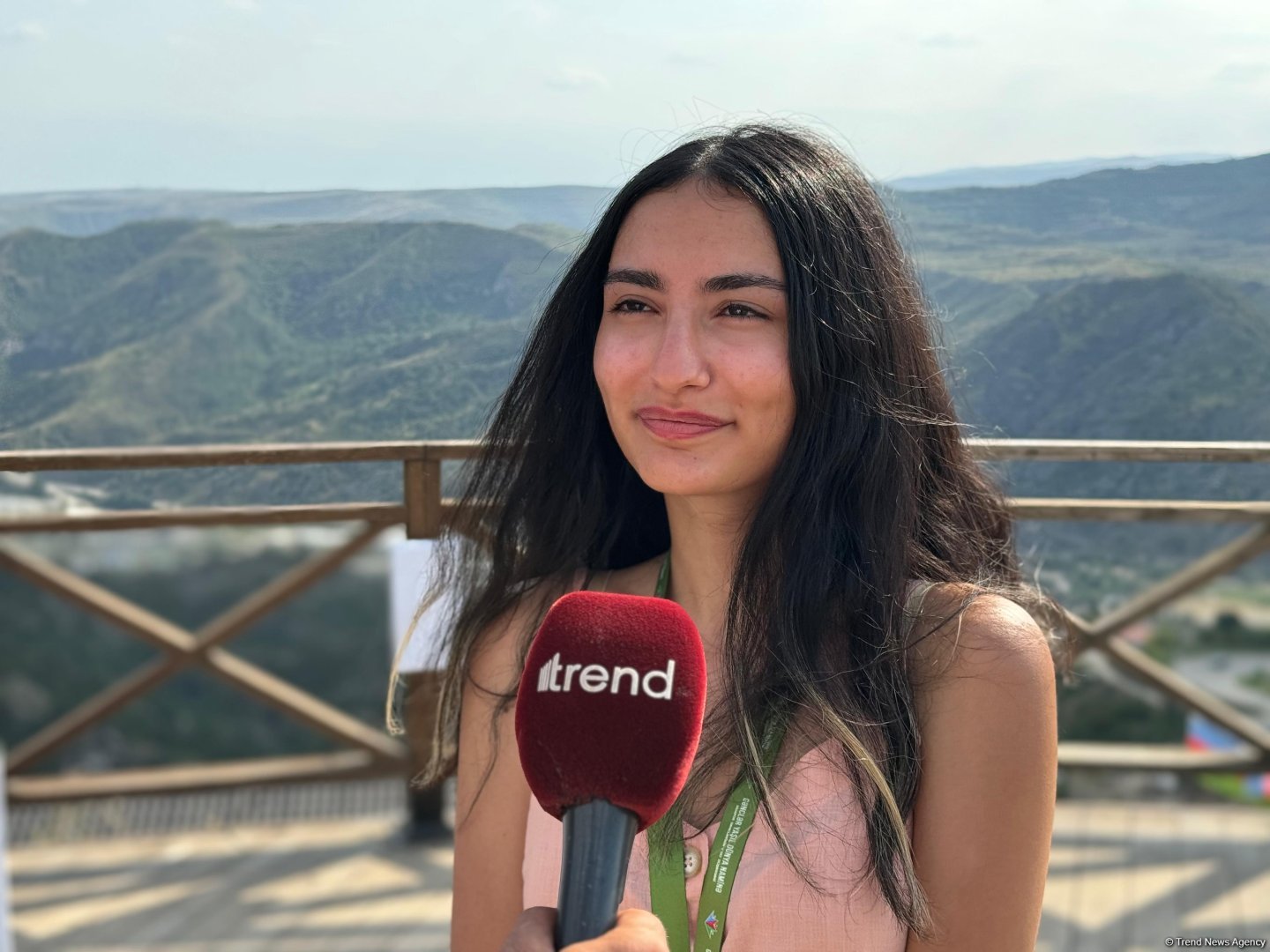 Azərbaycanın tanıdılması üçün fəaliyyət göstərmək istəyirəm - Nilüfər İbrahimi