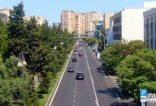 Paytaxtda bu prospektin bir hissəsi təmir olunub