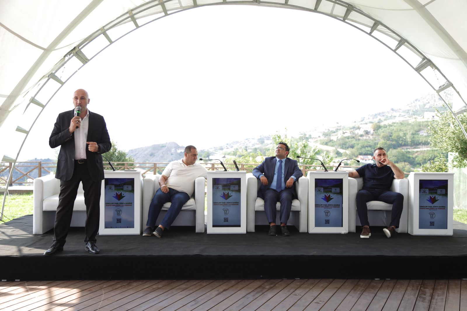 V Yay Düşərgəsində “Diaspor üçün bir ideyam var” mövzusunda panel keçirilib (FOTO)