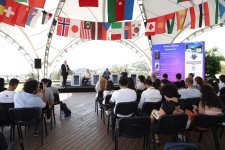 V Yay Düşərgəsində “Diaspor üçün bir ideyam var” mövzusunda panel keçirilib (FOTO)