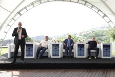 V Yay Düşərgəsində “Diaspor üçün bir ideyam var” mövzusunda panel keçirilib (FOTO)