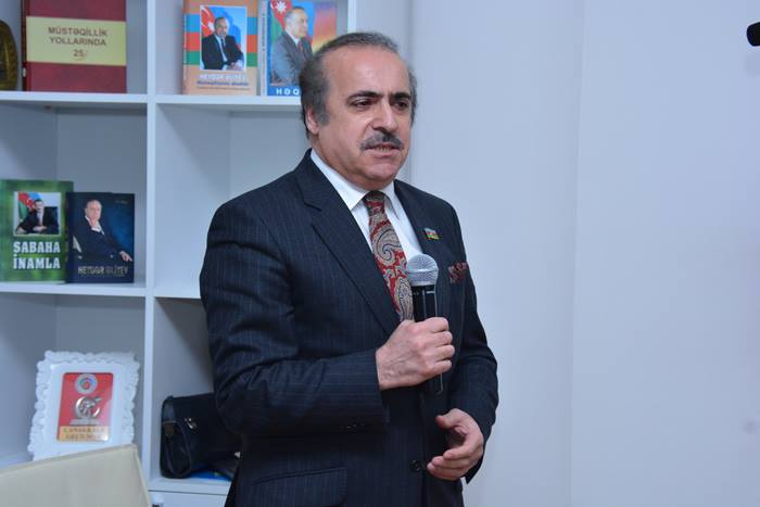Rafael Hüseynov “Şərəf” ordeni ilə təltif edildi