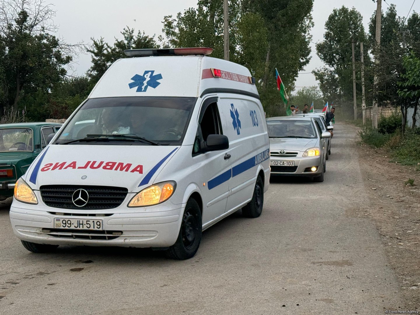 Kəlbəcərdə qalıqları tapılan hərbi qulluqçunun nəşi ailəsinə təhvil verildi (FOTO)