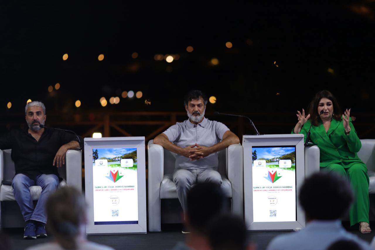 Diaspor Gənclərinin V Yay Düşərgəsində tanınmış aktyorlarla görüş keçirilib (FOTO)