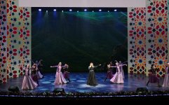 Prezident İlham Əliyev Astanada “Вечер дружбы” adlı qala konsertdə iştirak edib (VİDEO/FOTO)