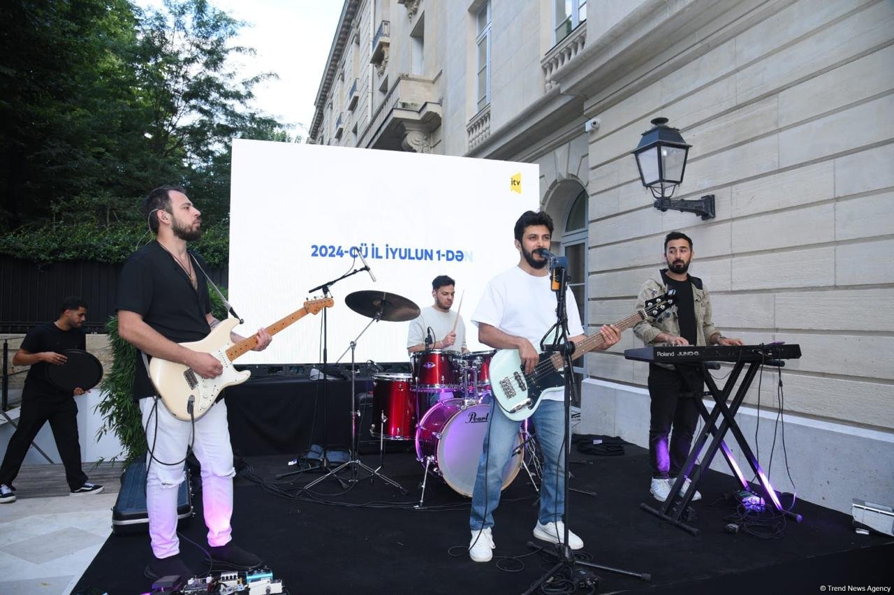 Parisdə Azərbaycan Olimpiya Evində beynəlxalq idman təşkilatlarının nümayəndələri ilə görüşlər keçirildi (FOTO)
