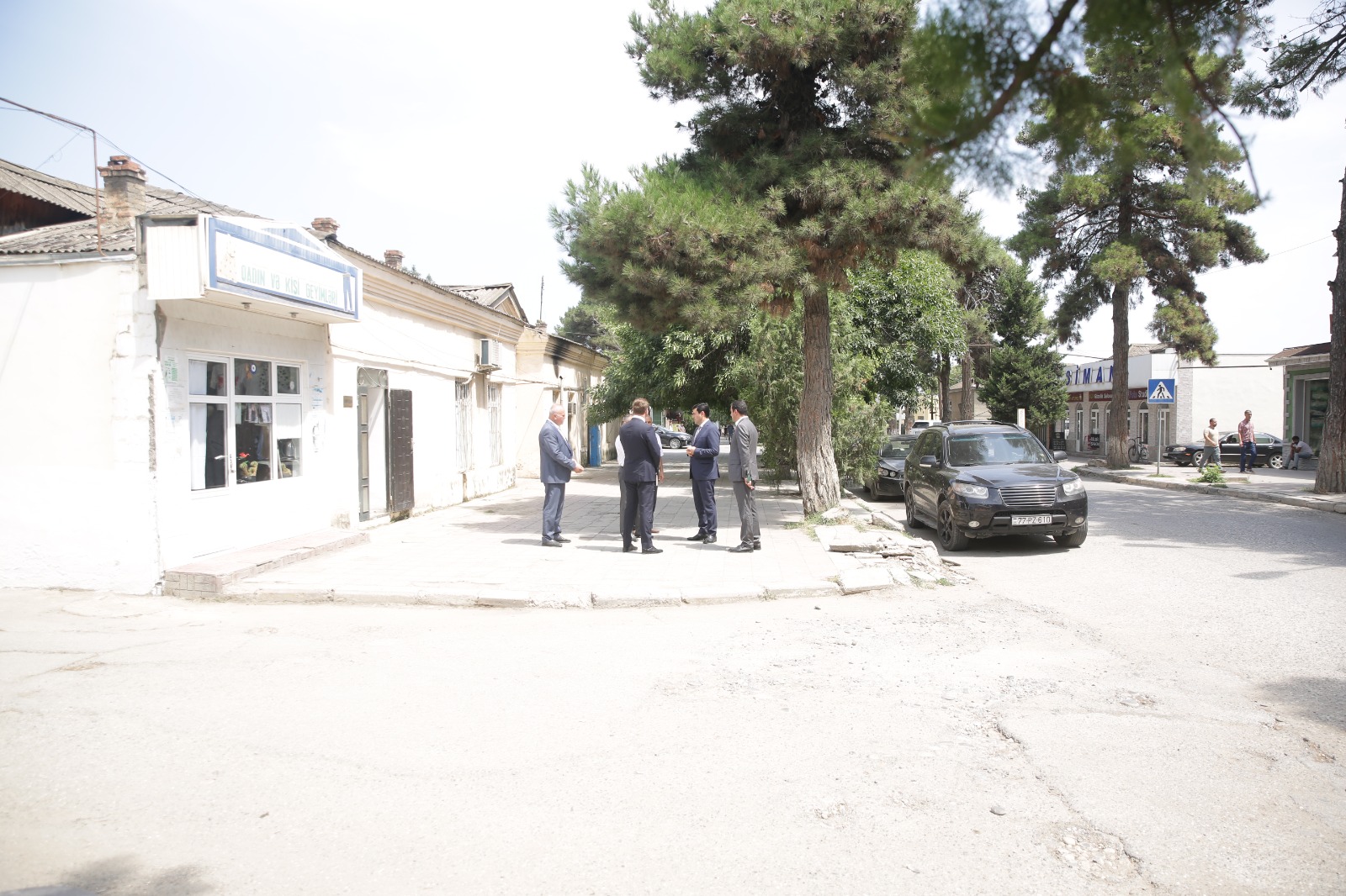 Xudatda müasirliyi simvolizə edən kompozisiya yaradılır (FOTO)