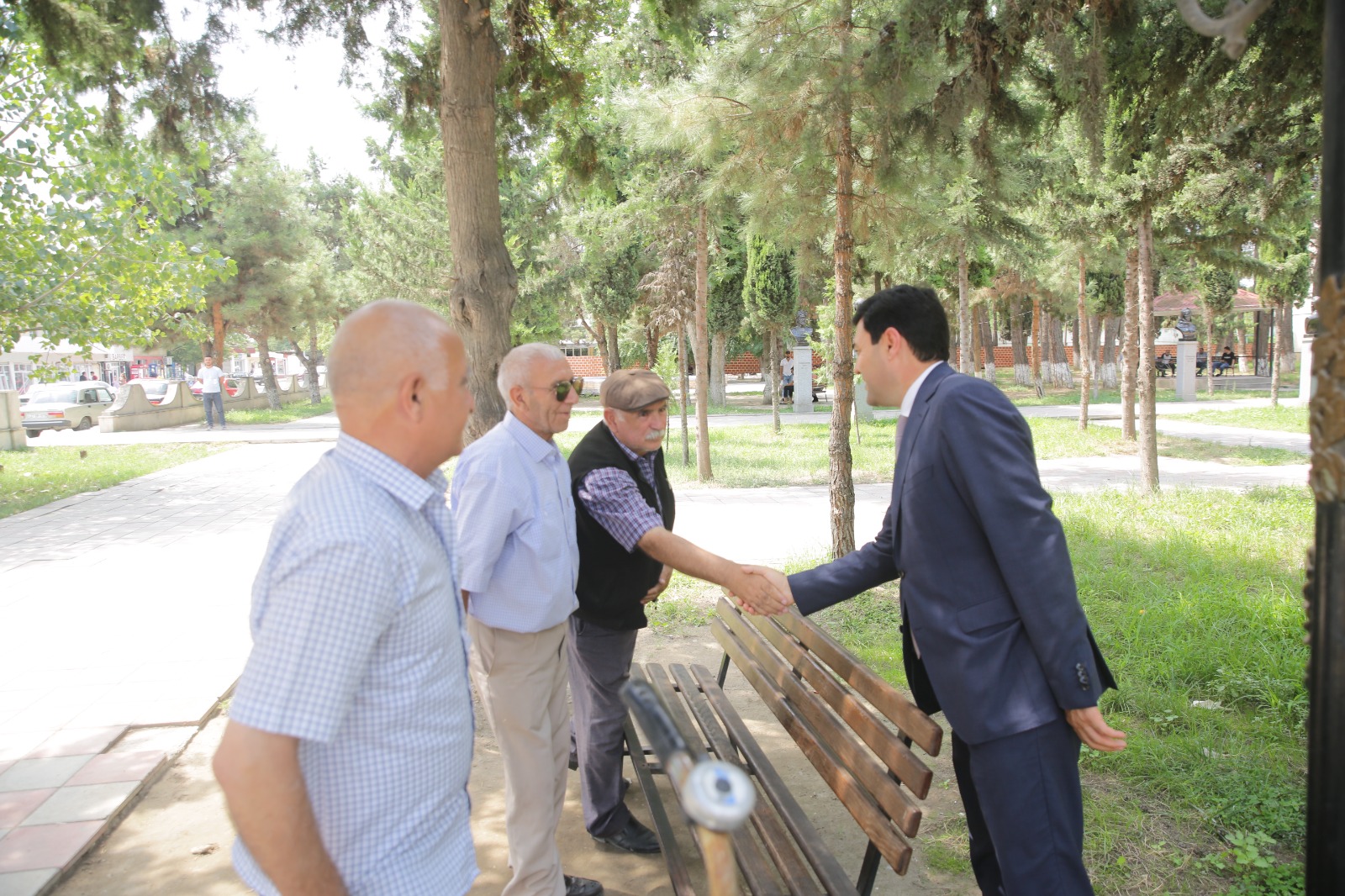 Xudatda müasirliyi simvolizə edən kompozisiya yaradılır (FOTO)