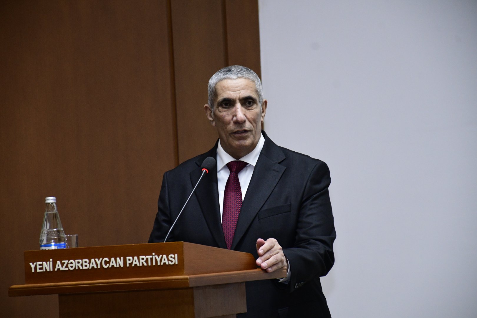 YAP Mərkəzi Aparatında müşavirə keçirilib (FOTO)