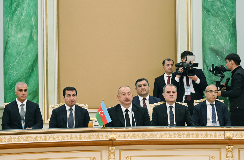 Prezident İlham Əliyev Astanada Mərkəzi Asiya və Azərbaycan Respublikasının Dövlət Başçılarının görüşündə iştirak edib (FOTO/VİDEO) (YENİLƏNİB)