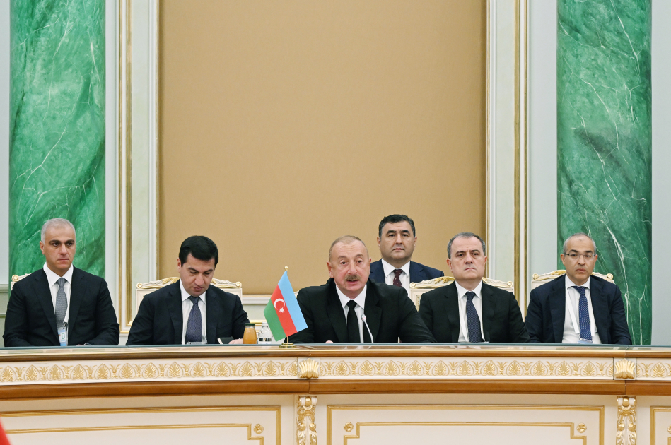 Prezident İlham Əliyev: Azərbaycan regionumuzda iqlim dəyişmələri ilə bağlı problemlərin həlli üçün Mərkəzi Asiya ölkələri ilə birgə təşəbbüsləri dəstəkləməyə hazırdır
