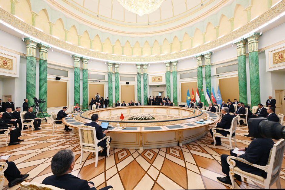 Prezident İlham Əliyev Astanada Mərkəzi Asiya və Azərbaycan Respublikasının Dövlət Başçılarının görüşündə iştirak edib (FOTO/VİDEO) (YENİLƏNİB)