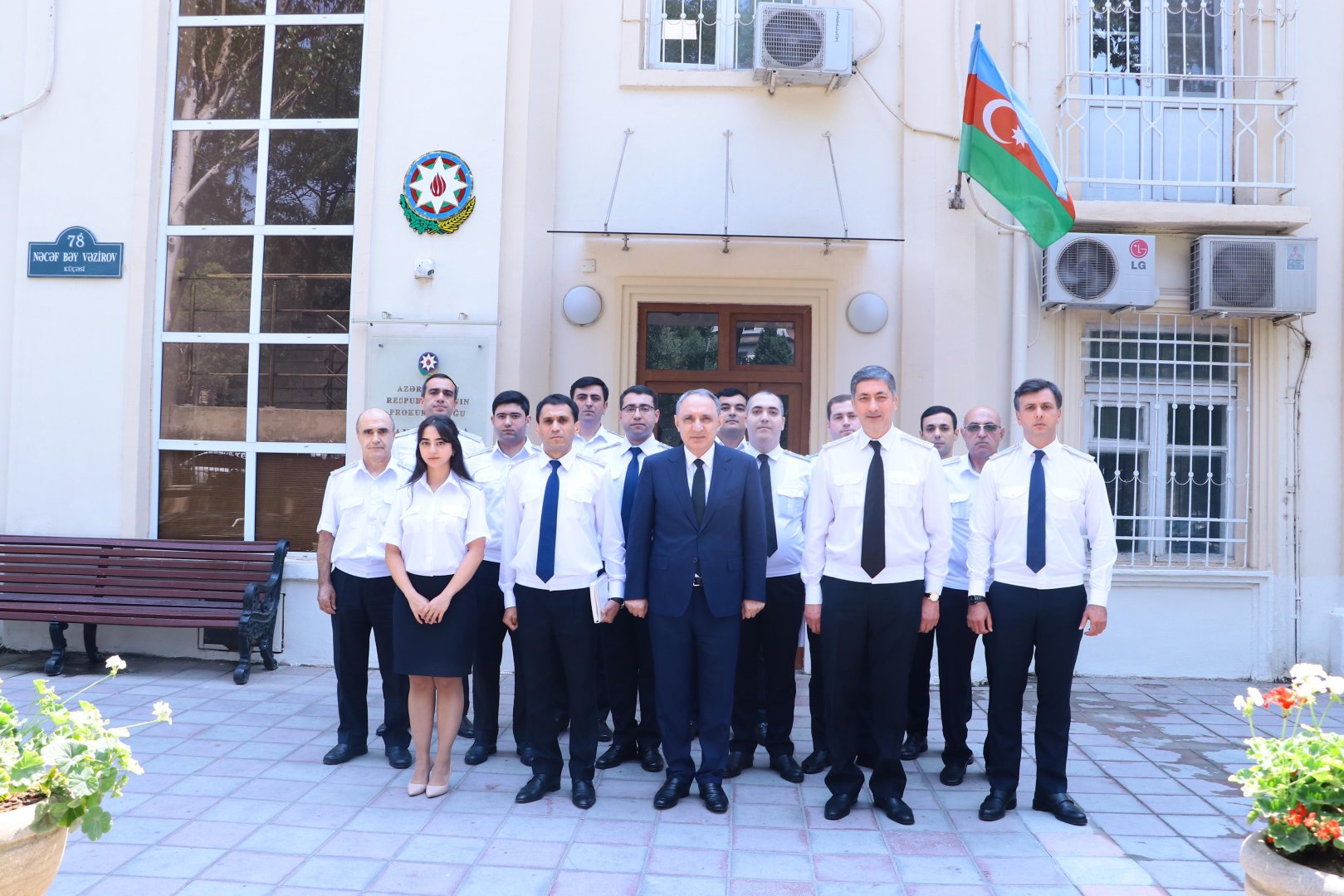 Baş prokuror paytaxtın Nəsimi rayonunda vətəndaşları qəbul edib