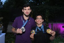 Azərbaycan Olimpiya Evində idmançılarımızın qələbəsinə həsr olunmuş görüş keçirilib (FOTO)