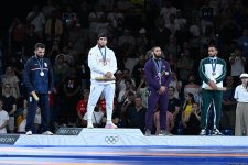 Paris-2024: Maqomedxan Maqomedov bürünc medal qazanıb (FOTO/VİDEO)