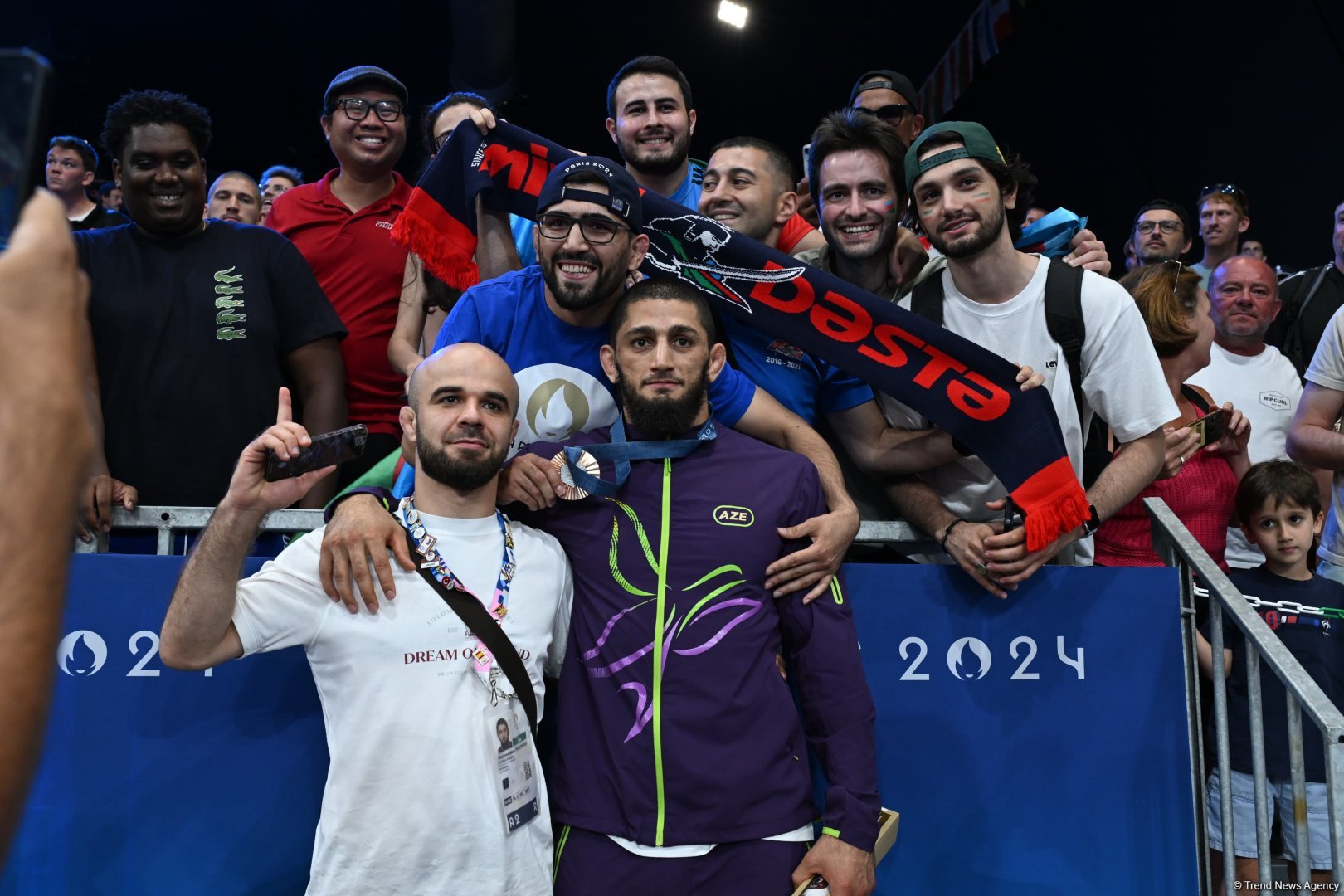 Paris-2024: Maqomedxan Maqomedov bürünc medal qazanıb (FOTO/VİDEO)