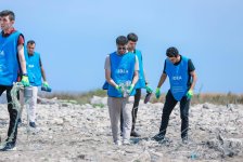 IDEA Kür çayı sahilində ənənəvi təmizlik aksiyası keçirib (FOTO)