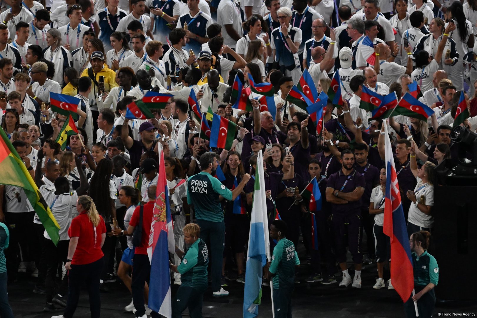Paris-2024: Azərbaycan bağlanış mərasimində paraddan keçib