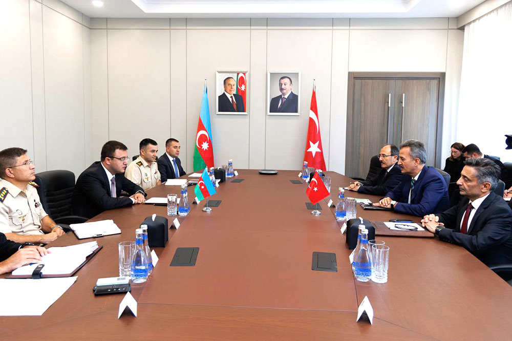 Azərbaycan və Türkiyə arasında hərbi-texniki əməkdaşlığın inkişaf perspektivləri müzakirə olunub (FOTO)